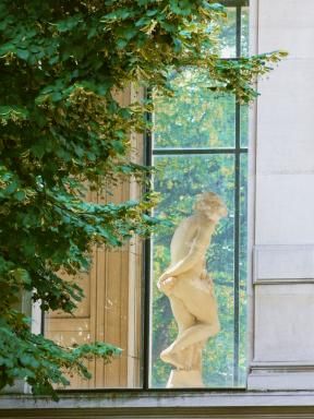 The best exhibitions to see in paris in April 2025